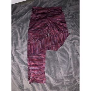 Aeropostale Capri workout leggings
